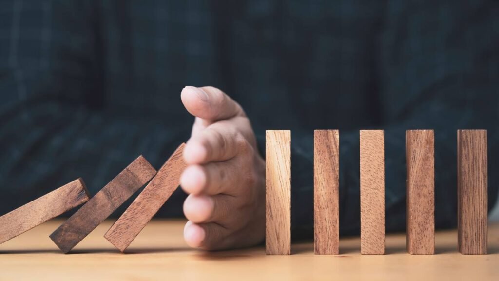 إدارة الأزمات بعيون الاستدامة